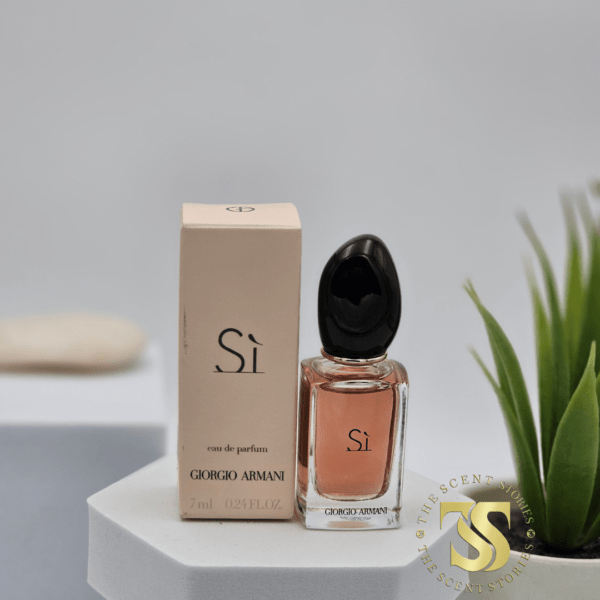 Armani Si